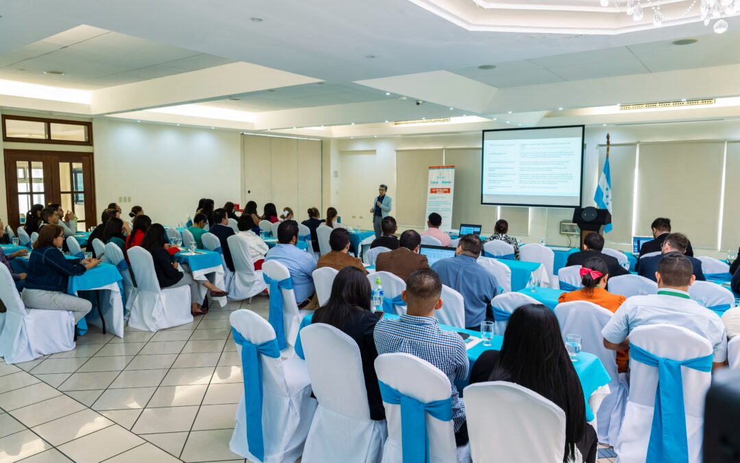 La @Sedesolhn por medio de #CHEPES continúa fortaleciendo las capacidades de la @RedSolidaria_hn, por medio del taller «Políticas de Protección Social»